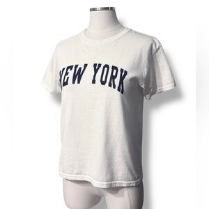 BRANDY MELVILLE Hailie White Crew Neck Short Sleeve NEW YORK Top
